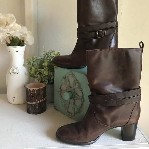 J CREW LEATHER BOOTIES - Picture 4 of 7
